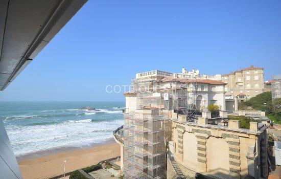 Choisir un produit d’épargne pour financer un projet d’achat immobilier à Biarritz